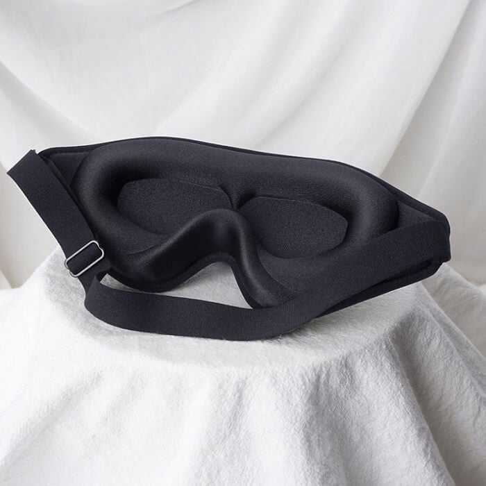 best-silk-3d-sleep-mask-eye-mask-and-cover-for-sleeping-2 Silk 3D Sleep Mask - Eye Mask And Cover For Sleeping - Image 4